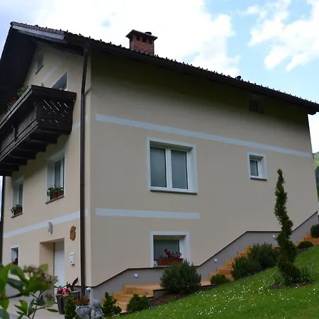 Apartma Ob Potoku *