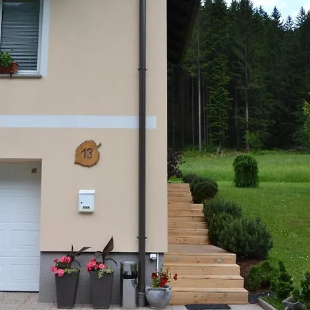 Apartma Ob Potoku Luče