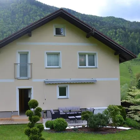 Apartma Ob Potoku Апартаменты Luce