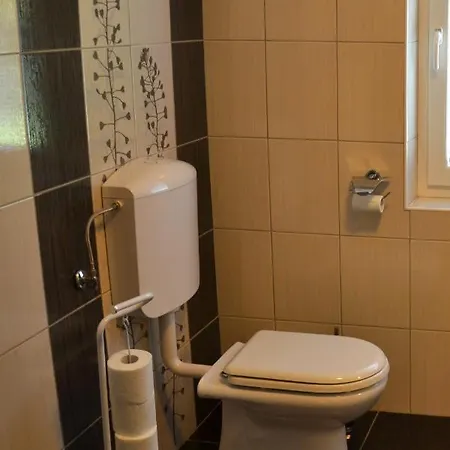 Daire Apartma Ob Potoku *