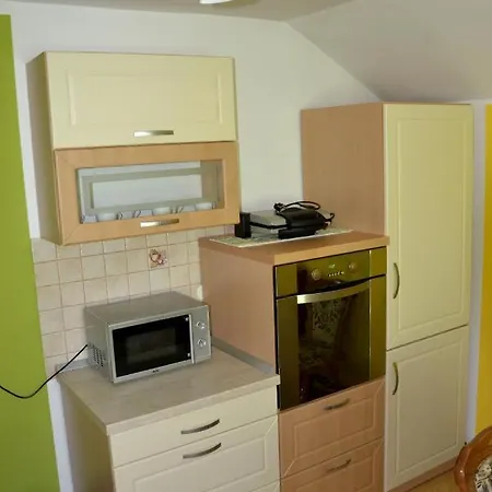 Apartament Apartma Ob Potoku *