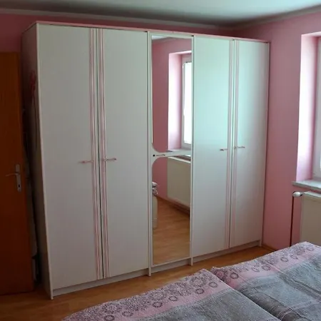 Apartma Ob Potoku