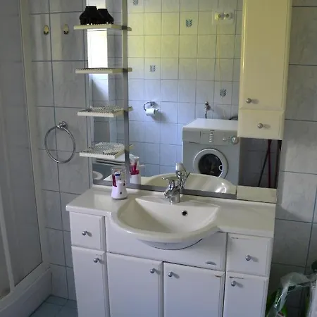 Apartma Ob Potoku *