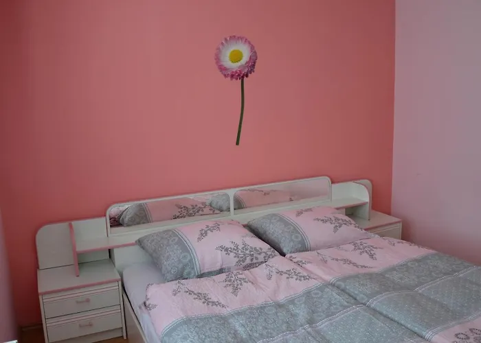 Apartma Ob Potoku Daire *