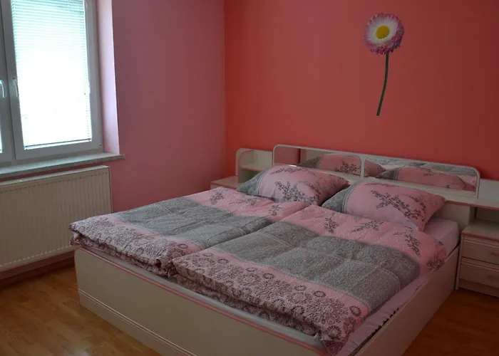 Apartma Ob Potoku * Luče