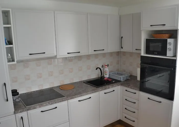 Apartma Ob Potoku * Luče